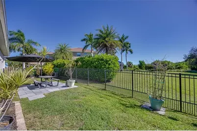 17100 Wrigley Cir, Fort Myers, FL 33908 - Photo 39