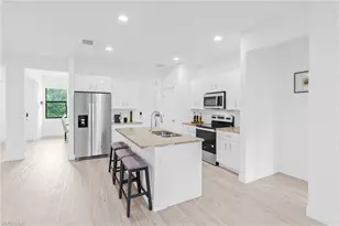 1158 E Benbow Cir, Labelle, FL 33935 - Photo 11