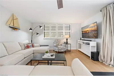 104 Pinebrook Dr, Fort Myers, FL 33907 - Photo 11