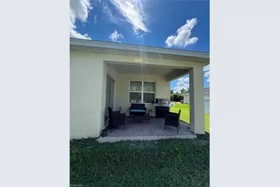 1009 Jacaranda Pkwy E, Cape Coral, FL 33909 - Photo 19