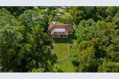 460 3rd St SW, Naples, FL 34117 - Photo 5