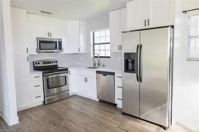 3216 22nd St SW, Lehigh Acres, FL 33976 - Photo 5