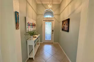 2536 Laurentina Ln, Cape Coral, FL 33909 - Photo 5