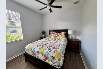 2536 Laurentina Ln, Cape Coral, FL 33909 - Photo 13