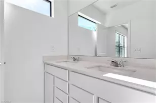 1426 Weeping Willow Ct, Cape Coral, FL 33909 - Photo 11