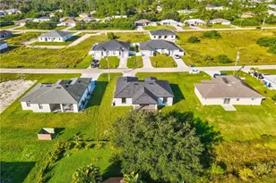 427 Petite Ave, Lehigh Acres, FL 33974 - Photo 45