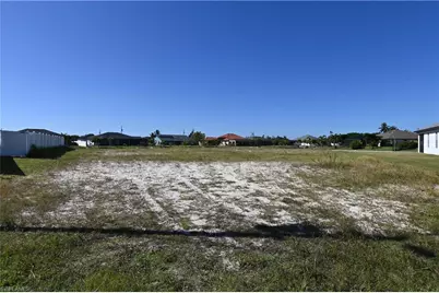 216 SW 20th St, Cape Coral, FL 33991 - Photo 3