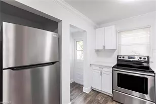 2217 Dora St, Fort Myers, FL 33901 - Photo 7