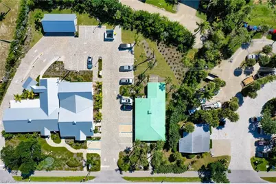 1025 Periwinkle Way, Sanibel, FL 33957 - Photo 9