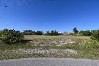434 SW 30th Ave, Cape Coral, FL 33991 - Photo 3