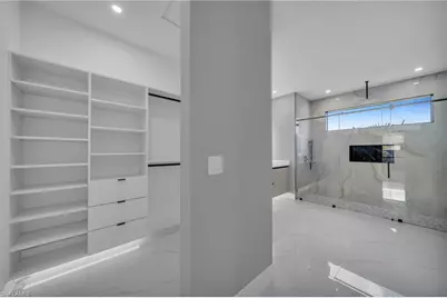 805 SW 10th Pl, Cape Coral, FL 33991 - Photo 23