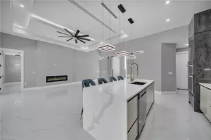 805 SW 10th Pl, Cape Coral, FL 33991 - Photo 15