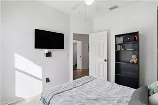 10733 Rio Mar Cir, Estero, FL 33928 - Photo 13