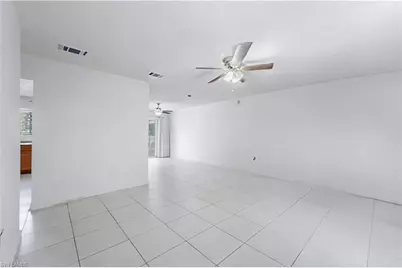 4056 S Edgewater Cir, Labelle, FL 33935 - Photo 5