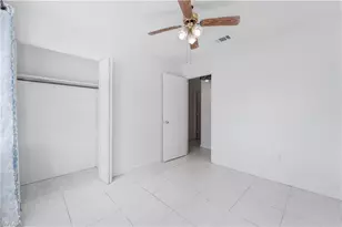 4056 S Edgewater Cir, Labelle, FL 33935 - Photo 19