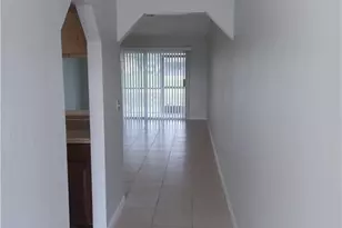 913 Gleason Pkwy, Cape Coral, FL 33914 - Photo 3