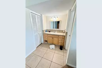 320 Hollywood St, Lehigh Acres, FL 33936 - Photo 33