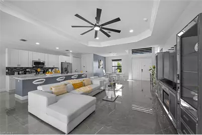 2419 Country Club Blvd, Cape Coral, FL 33990 - Photo 9