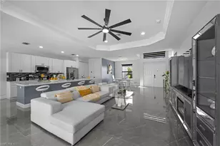 2419 Country Club Blvd, Cape Coral, FL 33990 - Photo 9