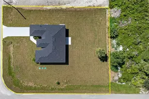 867 Chipley St E, Lehigh Acres, FL 33974 - Photo 21