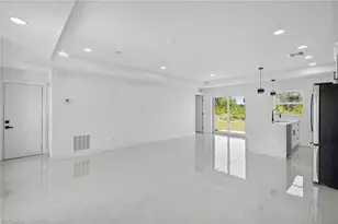 867 Chipley St E, Lehigh Acres, FL 33974 - Photo 13