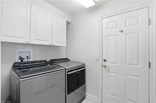 12570 Lake Run Dr, Fort Myers, FL 33913 - Photo 31