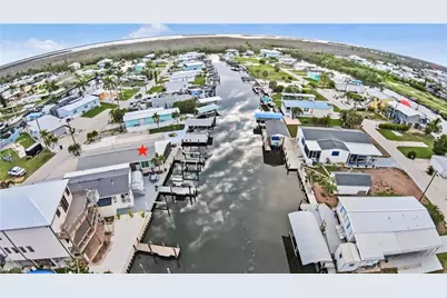 3820 Coconut Dr, Saint James City, FL 33956 - Photo 11