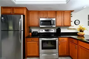 11110 Caravel Cir, Fort Myers, FL 33908 - Photo 9