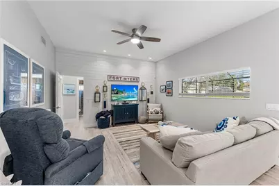 12721 Meadow Pine Ln, Fort Myers, FL 33913 - Photo 15