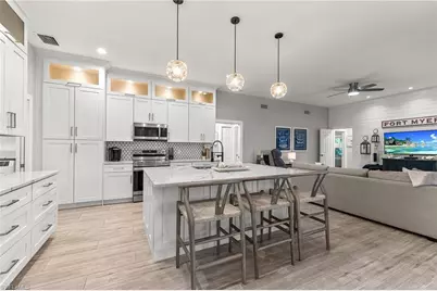 12721 Meadow Pine Ln, Fort Myers, FL 33913 - Photo 7