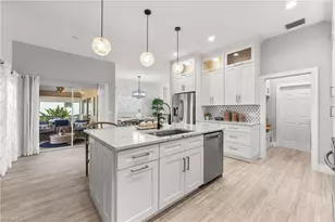 12721 Meadow Pine Ln, Fort Myers, FL 33913 - Photo 9