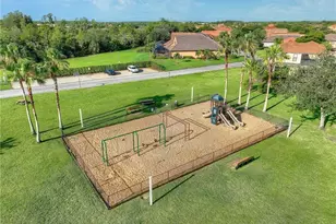 12036 Country Day Cir, Fort Myers, FL 33913 - Photo 33