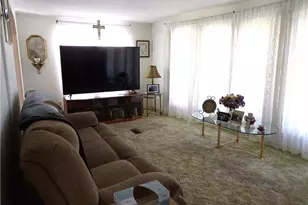 737 Knotty Pine Cir, North Fort Myers, FL 33917 - Photo 7