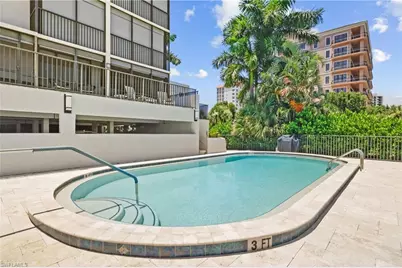 10562 Gulf Shore Dr #101/102, Naples, FL 34108 - Photo 27