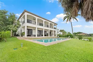 14994 Bonaire Cir, Fort Myers, FL 33908 - Photo 5