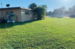 860 Camellia Dr, North Fort Myers, FL 33903 - Photo 7