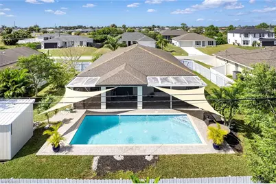 2809 NE 6th Pl, Cape Coral, FL 33909 - Photo 5