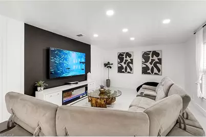 2809 NE 6th Pl, Cape Coral, FL 33909 - Photo 25