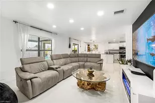 2809 NE 6th Pl, Cape Coral, FL 33909 - Photo 27