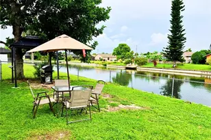 1813 Hancock Bridge Pkwy, Cape Coral, FL 33990 - Photo 37