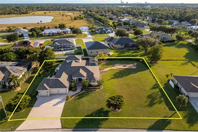 8230 Hunters Glen Cir, North Fort Myers, FL 33917 - Photo 45