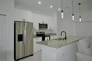 2806 57th St W, Lehigh Acres, FL 33971 - Photo 9