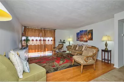 2366 E Mall Dr #519, Fort Myers, FL 33901 - Photo 17