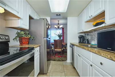 2366 E Mall Dr #519, Fort Myers, FL 33901 - Photo 7