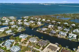 1674 Sabal Palm Dr, Sanibel, FL 33957 - Photo 37