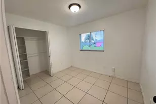 4517 SW Santa Barbara Pl, Cape Coral, FL 33914 - Photo 17