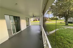 142 SW 34th Pl, Cape Coral, FL 33991 - Photo 17