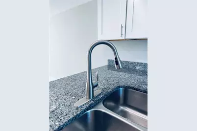 4641 SW Santa Barbara Pl, Cape Coral, FL 33914 - Photo 7