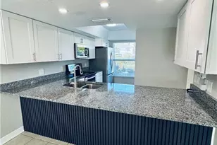 4641 SW Santa Barbara Pl, Cape Coral, FL 33914 - Photo 5