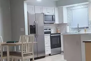 13539 Siesta Pines Ct, Fort Myers, FL 33908 - Photo 3